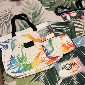 ALOHA Collection Rainbow Painted Birds 3 Piece Set NWT